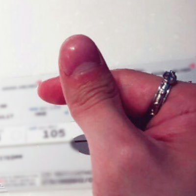 𝕌𝕄𝔼ꕤ︎︎·͜·