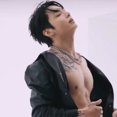 GOLDEN TWO YEARS OF ART🥴