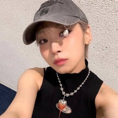 JISOO언니推し💙