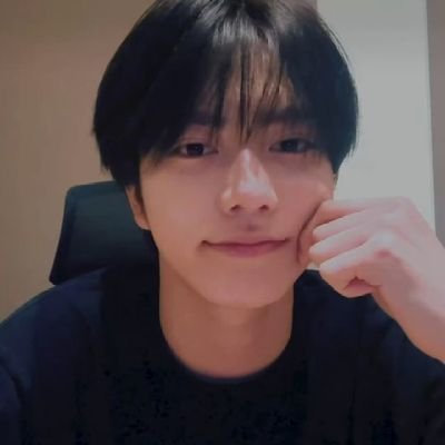 𝓐𝙈𝙀́༉ 🌧️🌸