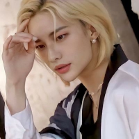 𝑀𝑎𝑟𝑜𝑛𝑀𝑎𝑐𝑎𝑟𝑜𝑛‎𖤐ﾌｧﾝ ﾊﾆ