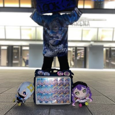 Philip☄️💥⚓️👾🎤👑🎧🔧