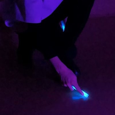 デュエルに勝利した後江にる