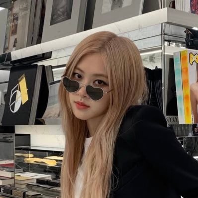 หมีต๊อก 🦦