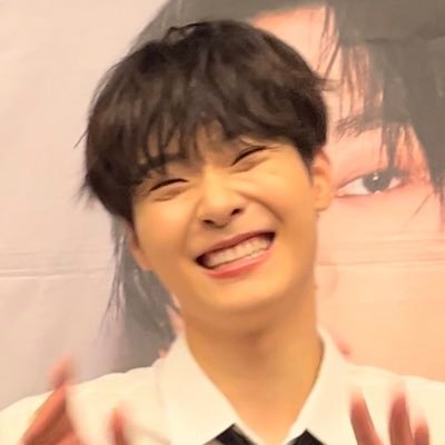 riri⭐︎ 반짝반짝