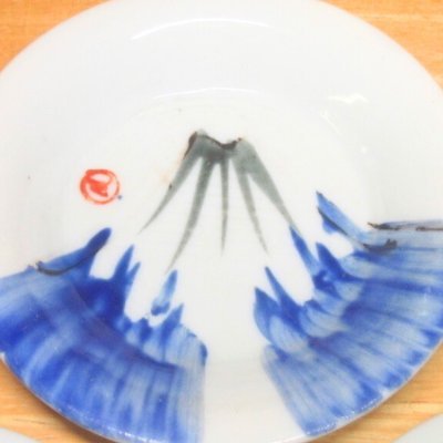 ベニーズ　【水晶とアンティーク】