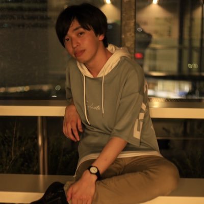 黛 葵(まゆずみ　あおい)