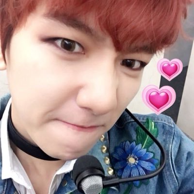 ଘ(˵╹-╹)━☆