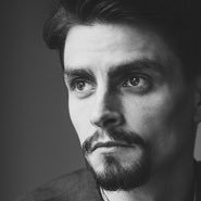 めろのむ@入尾はノン毛、論の🔔子は5個