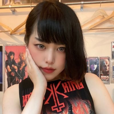 「AYA-METAL 」ニューハーフのお店。沖縄泡盛とヘヴィメタル＆ハードロックBAR