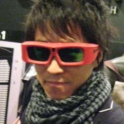 やましなゆうすけ