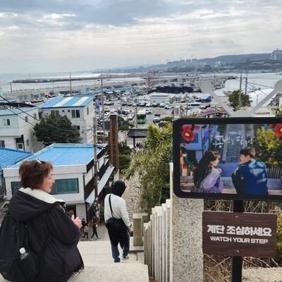 小暮真琴(ビョン)⭐韓国地方旅プランナー_エッセイスト