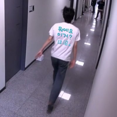 LILYさん(ˆ ̳◝ ·̫ ◜ ̳ˆ)