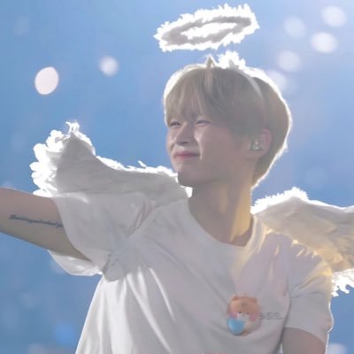 SHB,,🌼🍀️🫧