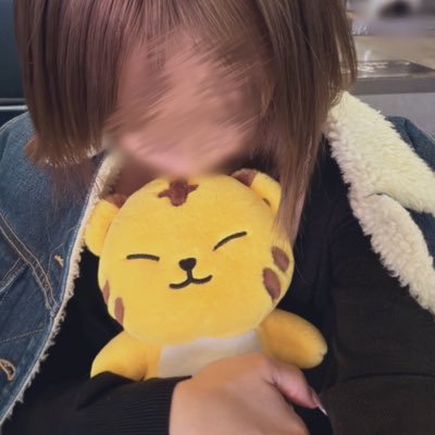 KaNaಇ◝‿◜ಇ🩷🐯💎 🦦🚪( .¬_¬)