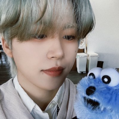 𝕜𝕚𝕜𝕜𝕒🐰🦐👓🐈🎧