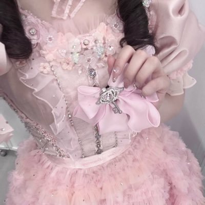 ꒰՞⸝⸝ᴗ ·̫ ⊂՞꒱◝✩