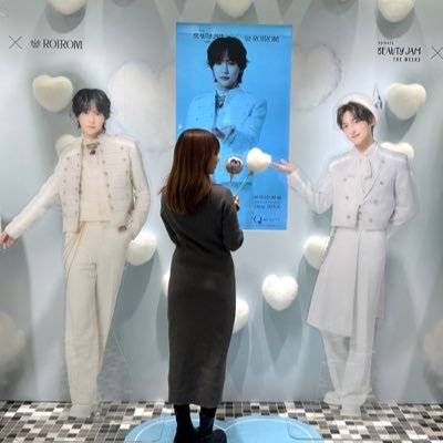 MaYROM🐱💎🔑✨