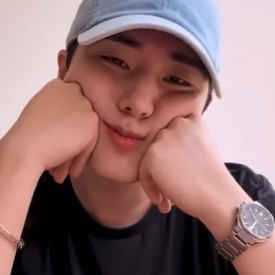 모모🍀
