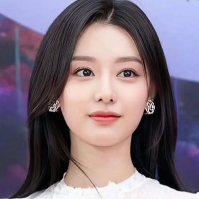 こもも🍑1月輪郭2点🇰🇷