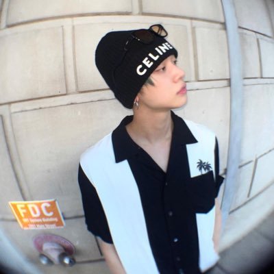 (ˆ ̳◝ ·̫ ◜ ̳ˆ)