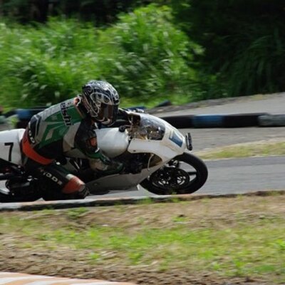 たけいし　みつる