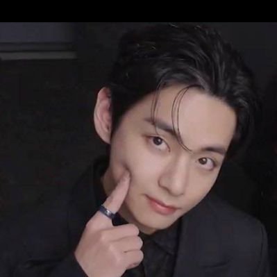 Tomo💜🌈ᴬᴿᴵᴿᴬᴺᴳ ⁷ ⟭⟬ ⟬⟭