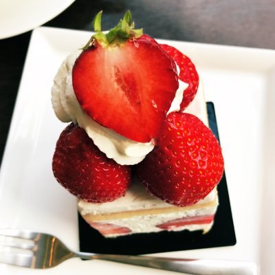 トリッシュ アオウラ