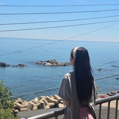 cheromi🍓ꪔ̤̮ ♡