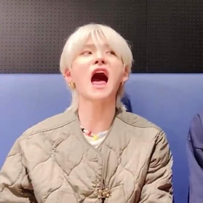 鼻ティッシュ🐯🧻