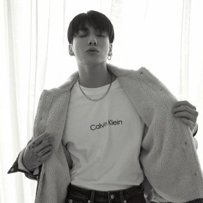 Yoko🐰 𝕛𝕦𝕟𝕘𝕜𝕠𝕠𝕜 jjst🇯🇵 ᴳᴼᴸᴰᴱᴺ