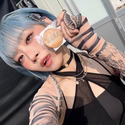 y.j🐝🍯𓂃🥀𓈒𓏸︎︎︎︎