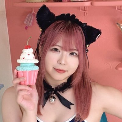 Momoiro Territory (花桃まり)