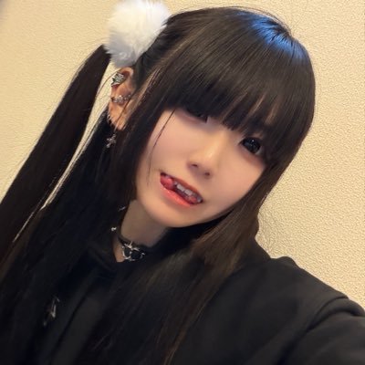 飼い主様とみるい萌雨のお部屋 (みるい萌雨🐇⋆⸜♱⸝‍⋆🐺)